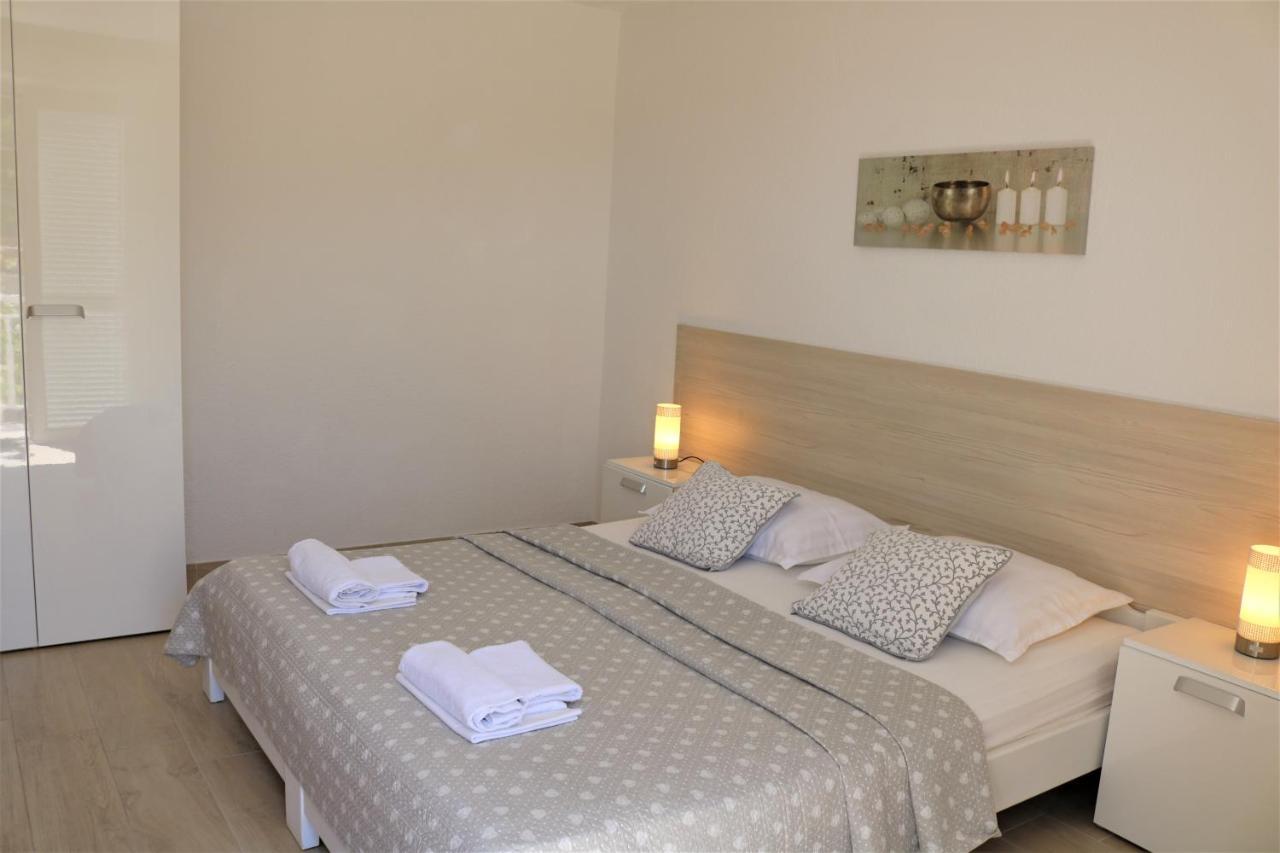 Apartments Irma Baška Voda Eksteriør billede