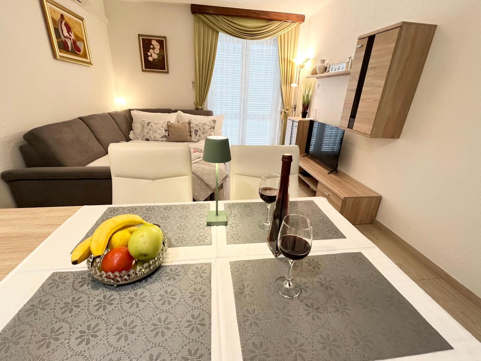 Apartments Irma Baška Voda Eksteriør billede