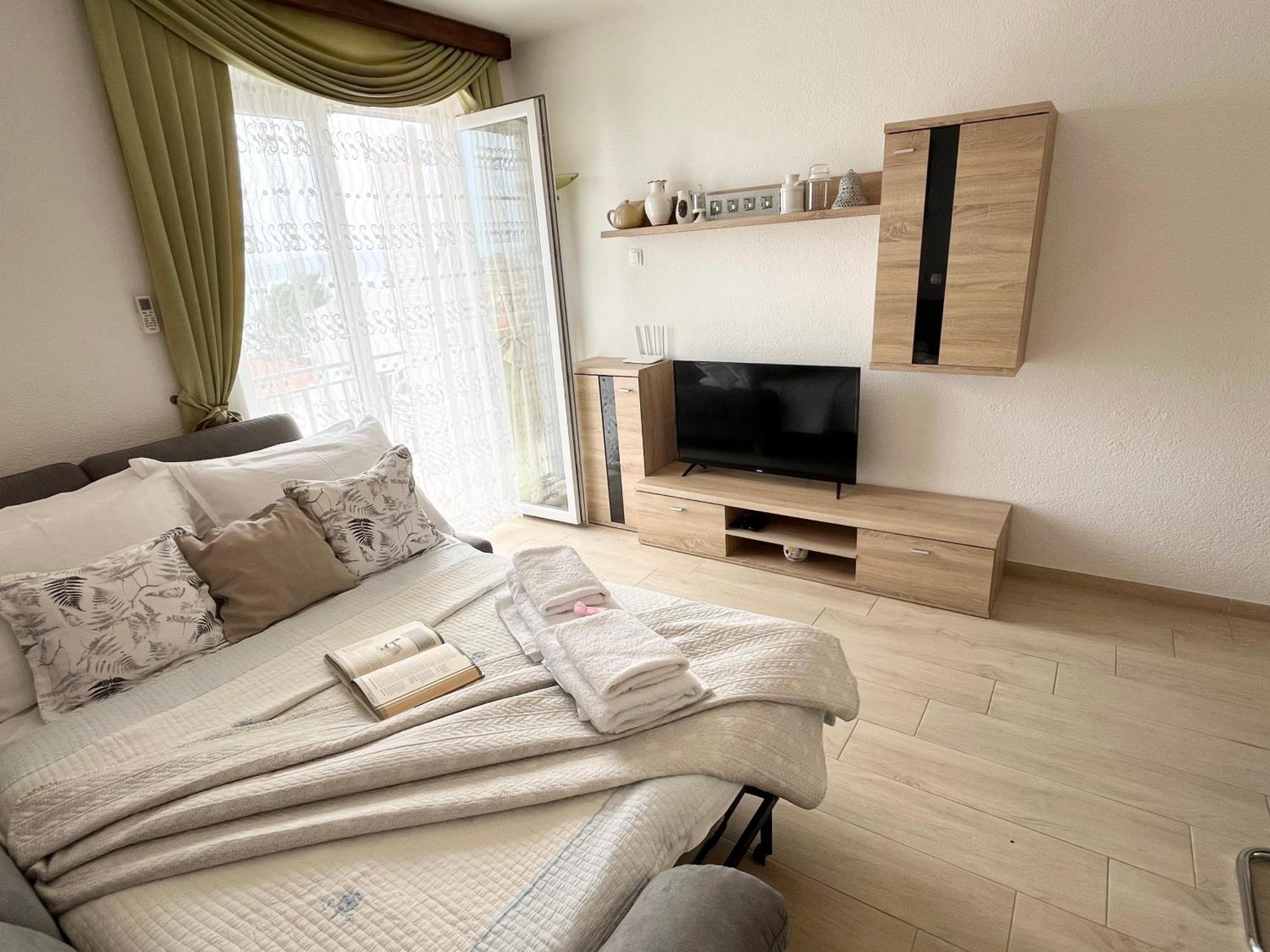 Apartments Irma Baška Voda Eksteriør billede