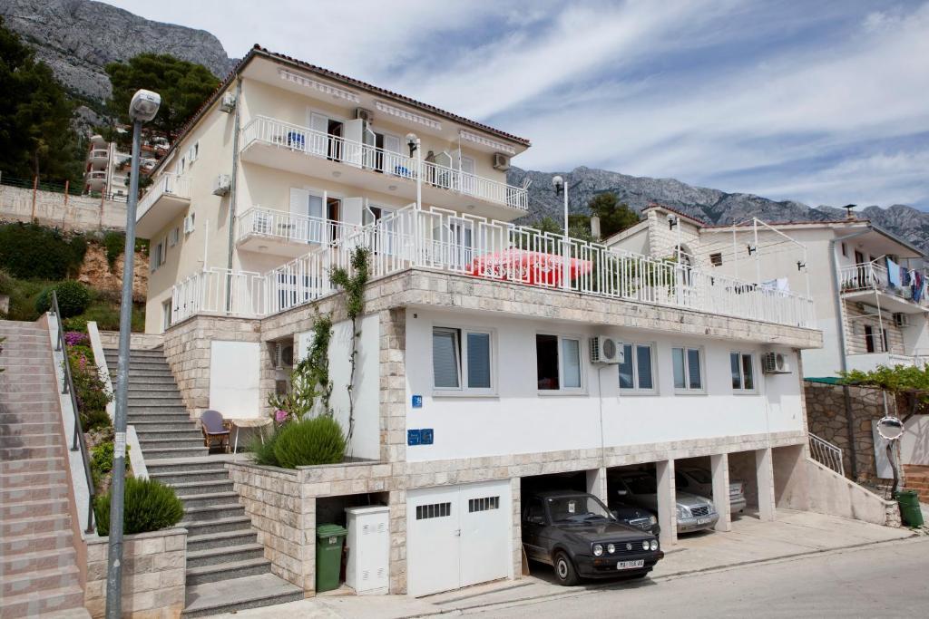 Apartments Irma Baška Voda Eksteriør billede